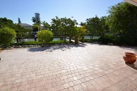 240 13th St #KEY colony, Key Colony Beach, FL 33051 photo 11