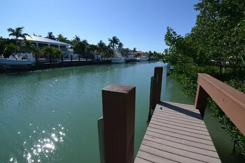 240 13th St #KEY colony, Key Colony Beach, FL 33051 photo 3