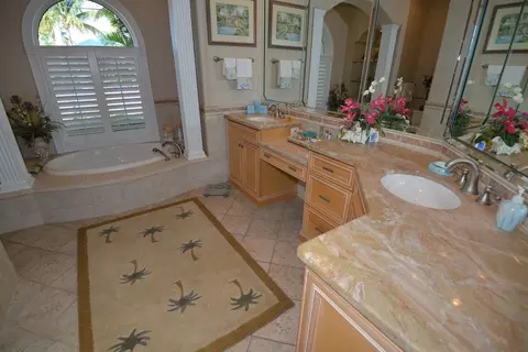 240 13th St #KEY colony, Key Colony Beach, FL 33051 photo 33