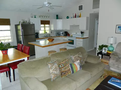 30359 Date Row, Big Pine Key, FL 33043 photo 5