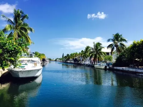 30 E Cahill Ct, Big Pine Key, FL 33043 photo 3