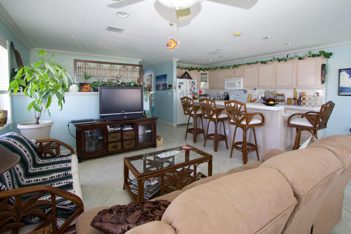 311 5th St, Key Colony, FL 33051 photo 3