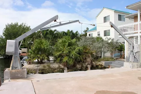 29080 Cedar Dr, Big Pine Key, FL 33043 photo 8