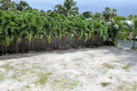 29080 Cedar Dr, Big Pine Key, FL 33043 photo 17