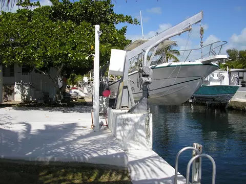 31 Ocean Dr, Key Largo, FL 33037 photo 3