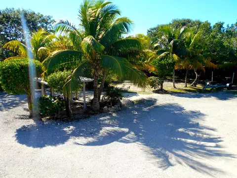 589 Pine Ln, Big Pine Key, FL 33043 photo 30