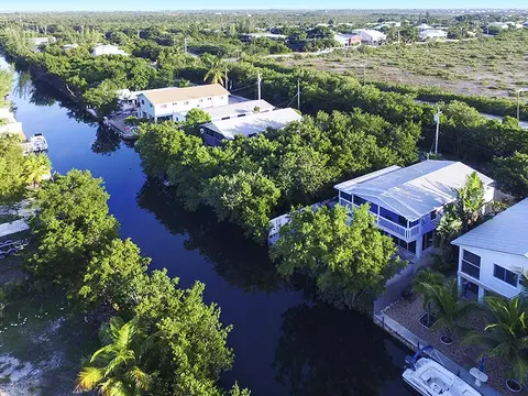 29031 Pine Ave, Big Pine Key, FL 33043 photo 2
