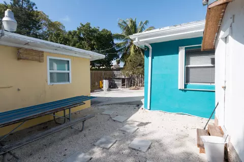 2821 Dolphin Dr, Marathon, FL 33050 photo 23