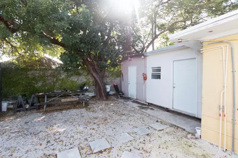 2821 Dolphin Dr, Marathon, FL 33050 photo 25