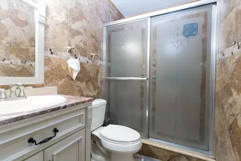 2821 Dolphin Dr, Marathon, FL 33050 photo 20