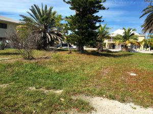 29529 Independence Ave, Big Pine Key, FL 33043 photo 2
