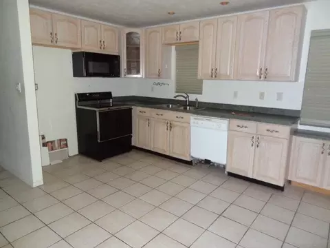 86 Cunningham Ln, Big Pine Key, FL 33043 photo 2