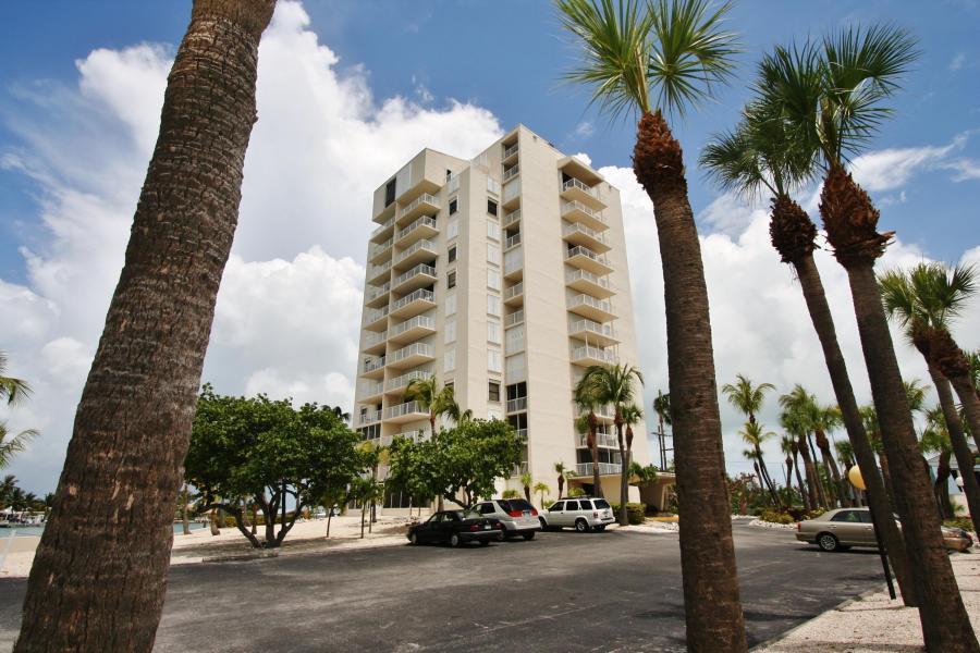 2000 Coco Plum Dr #903, Marathon, FL 33050 photo 1