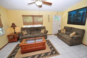 307 Guava Ave, Marathon, FL 33050 photo 9