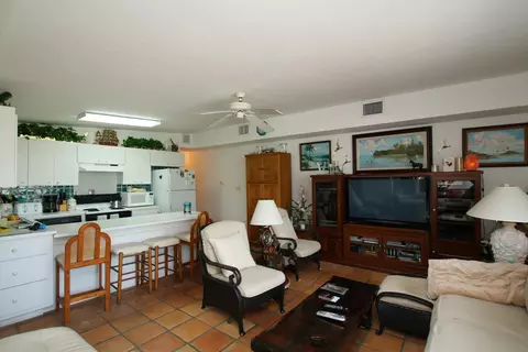 700 10th St #KEY colony, Key Colony Beach, FL 33051 photo 13