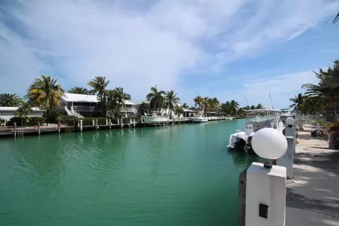 700 10th St #KEY colony, Key Colony Beach, FL 33051 photo 11
