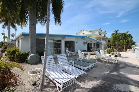 700 10th St #KEY colony, Key Colony Beach, FL 33051 photo 5