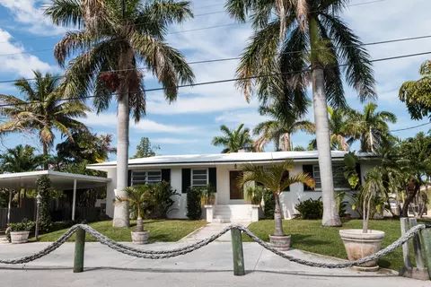 2811 Grouper Dr, Marathon, FL 33050 photo 1