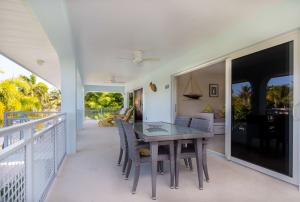 346 E Seaview Dr, Duck Key, FL 33050 photo 19