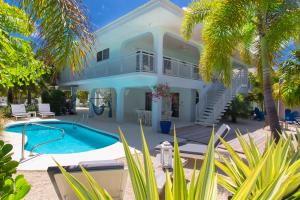 346 E Seaview Dr, Duck Key, FL 33050 photo 26