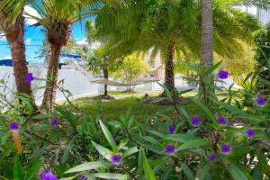 346 E Seaview Dr, Duck Key, FL 33050 photo 28