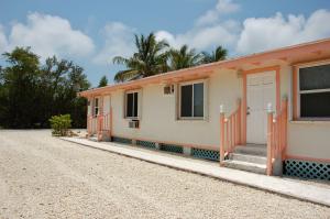 29071 Pine Ave, Big Pine Key, FL 33043 photo 5