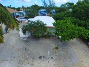 29071 Pine Ave, Big Pine Key, FL 33043 photo 12