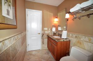 378 E Seaview Dr, Duck Key, FL 33050 photo 59