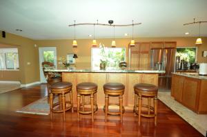 378 E Seaview Dr, Duck Key, FL 33050 photo 33