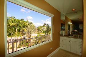 378 E Seaview Dr, Duck Key, FL 33050 photo 54