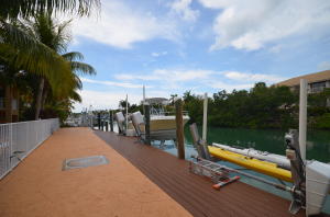 378 E Seaview Dr, Duck Key, FL 33050 photo 18