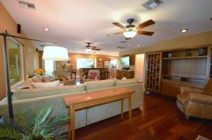 378 E Seaview Dr, Duck Key, FL 33050 photo 38