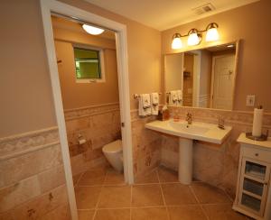 378 E Seaview Dr, Duck Key, FL 33050 photo 28