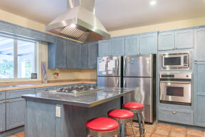 1007 Buttonwood Dr, Sugarloaf Key, FL 33042 photo 4