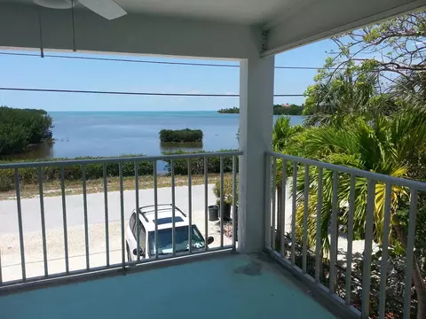 207 David Ln, Marathon, FL 33050 photo 2