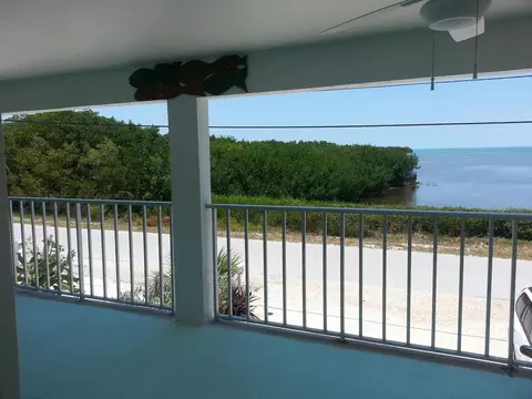 207 David Ln, Marathon, FL 33050 photo 3