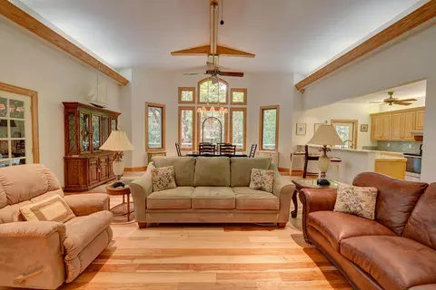 203 Apache St, Tavernier, FL 33070 photo 1