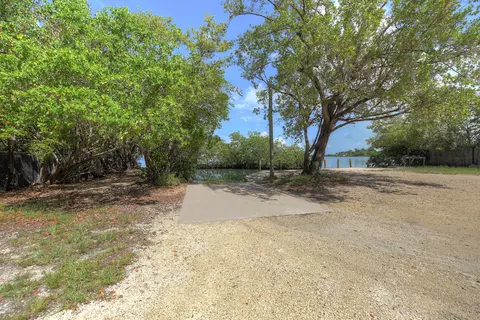 203 Apache St, Tavernier, FL 33070 photo 30