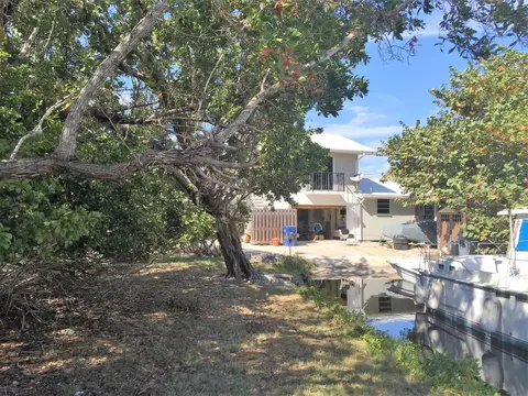 1594 Bogie Dr, Big Pine Key, FL 33043 photo 11
