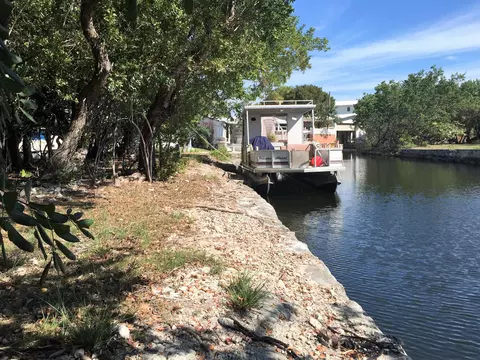 1594 Bogie Dr, Big Pine Key, FL 33043 photo 10