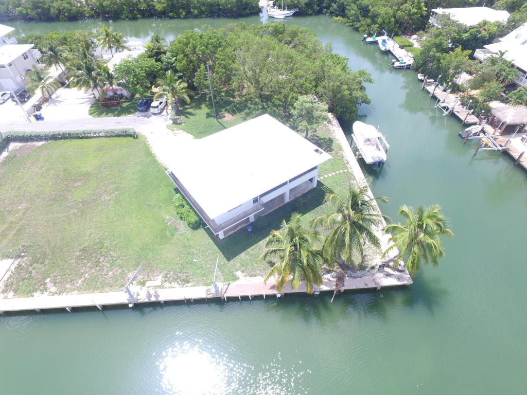 121 Willow Ln, Islamorada, FL 33036 photo 1