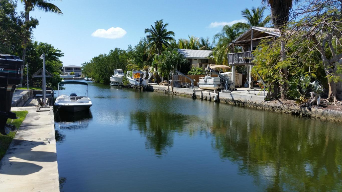 29047 Palmetto Dr, Big Pine Key, FL 33043 photo 8