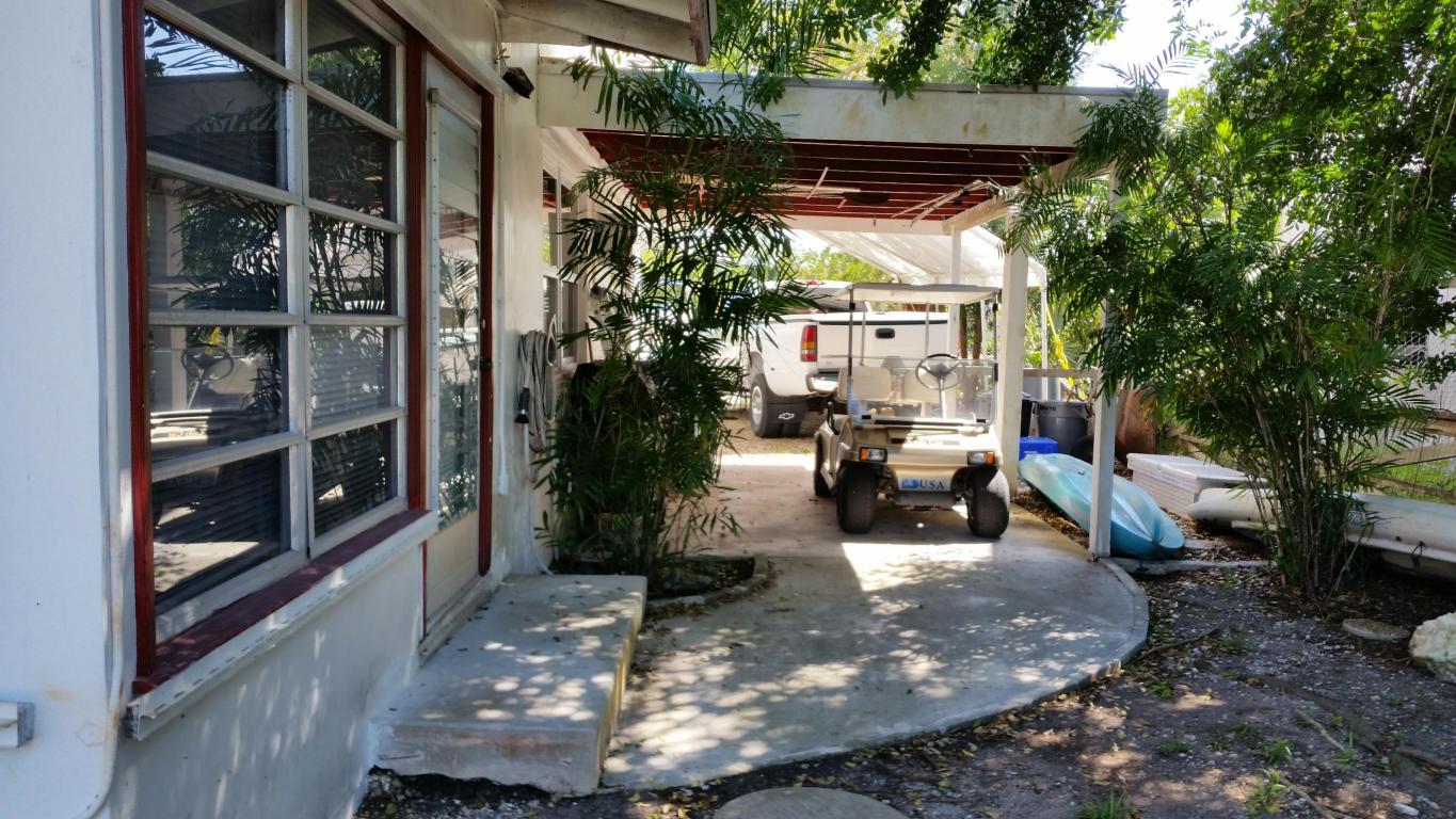29047 Palmetto Dr, Big Pine Key, FL 33043 photo 4