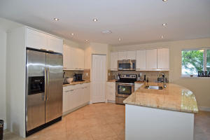 41 Bonefish Ave, Key Largo, FL 33037 photo 2
