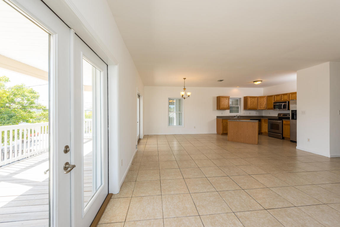 953 James Ter, Marathon, FL 33050 photo 4