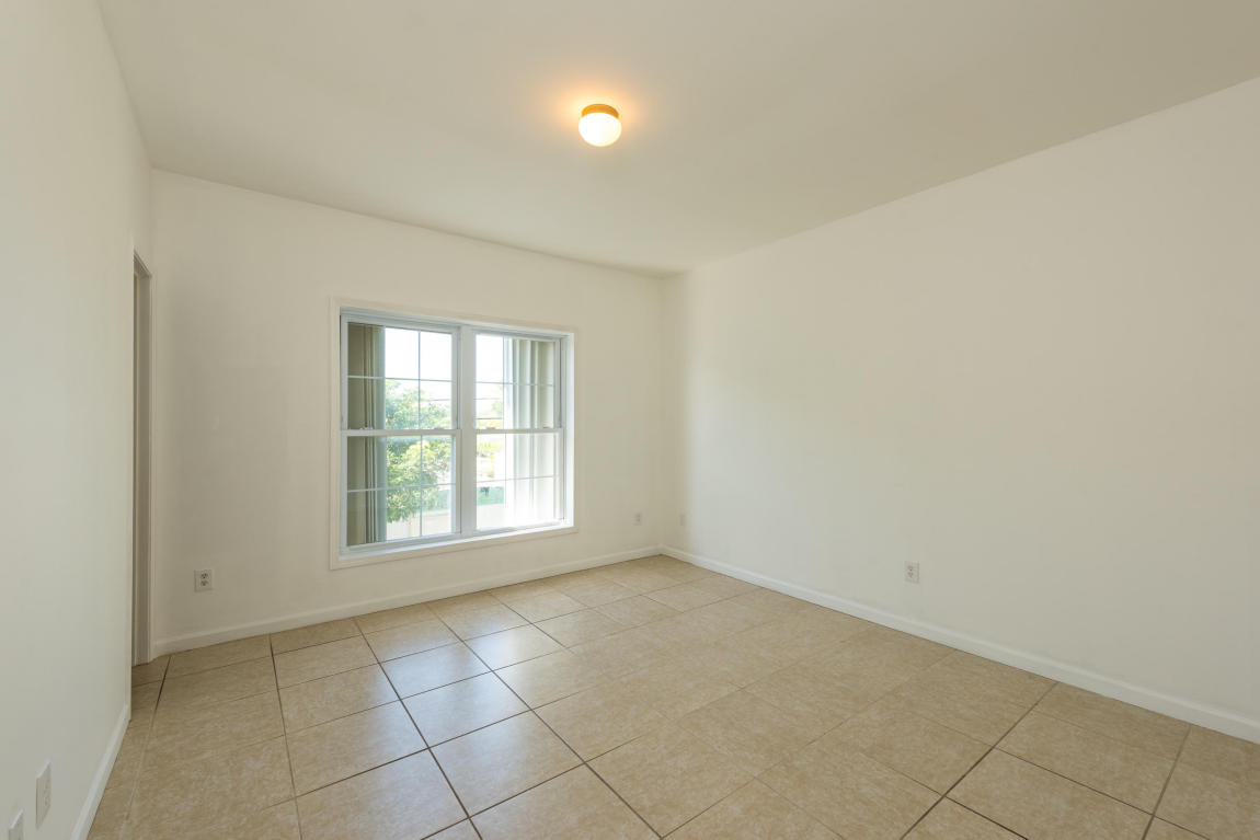 953 James Ter, Marathon, FL 33050 photo 8