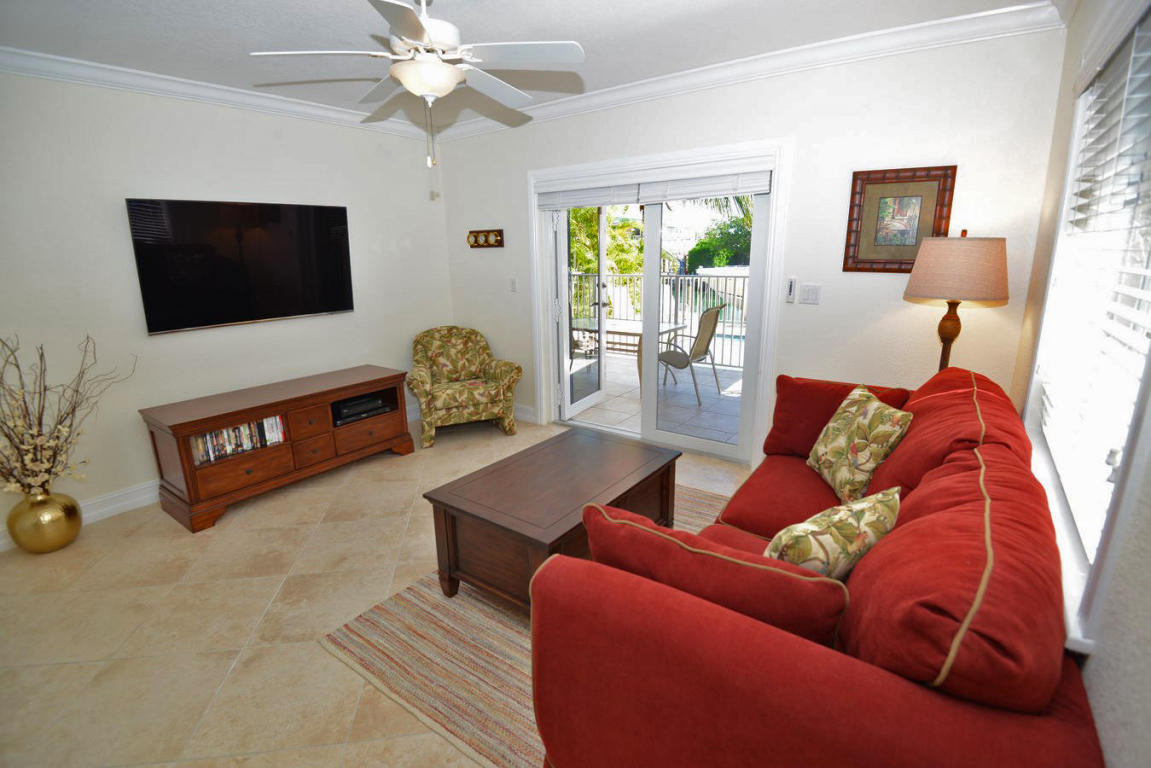 560 9th St #KEY colony, Key Colony Beach, FL 33051 photo 8