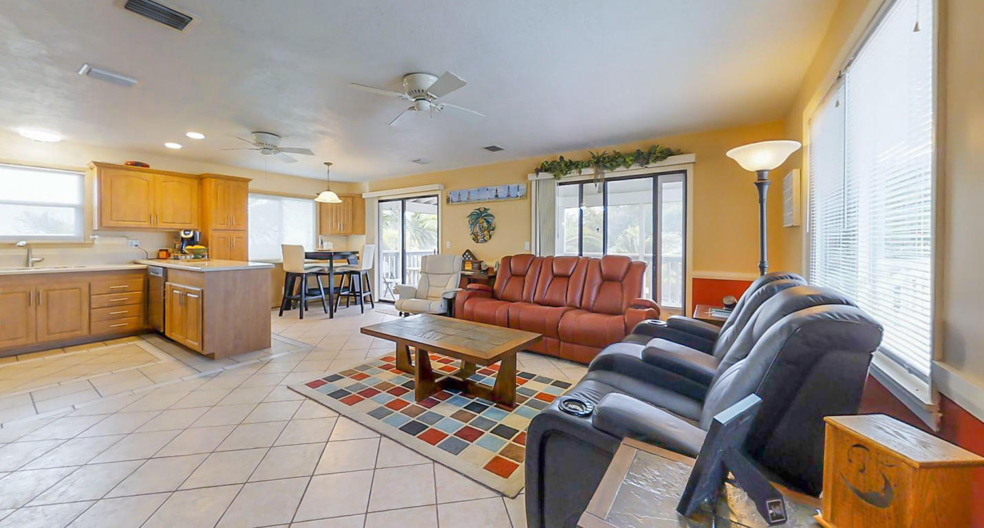29094 Iris Dr, Big Pine Key, FL 33043 photo 5