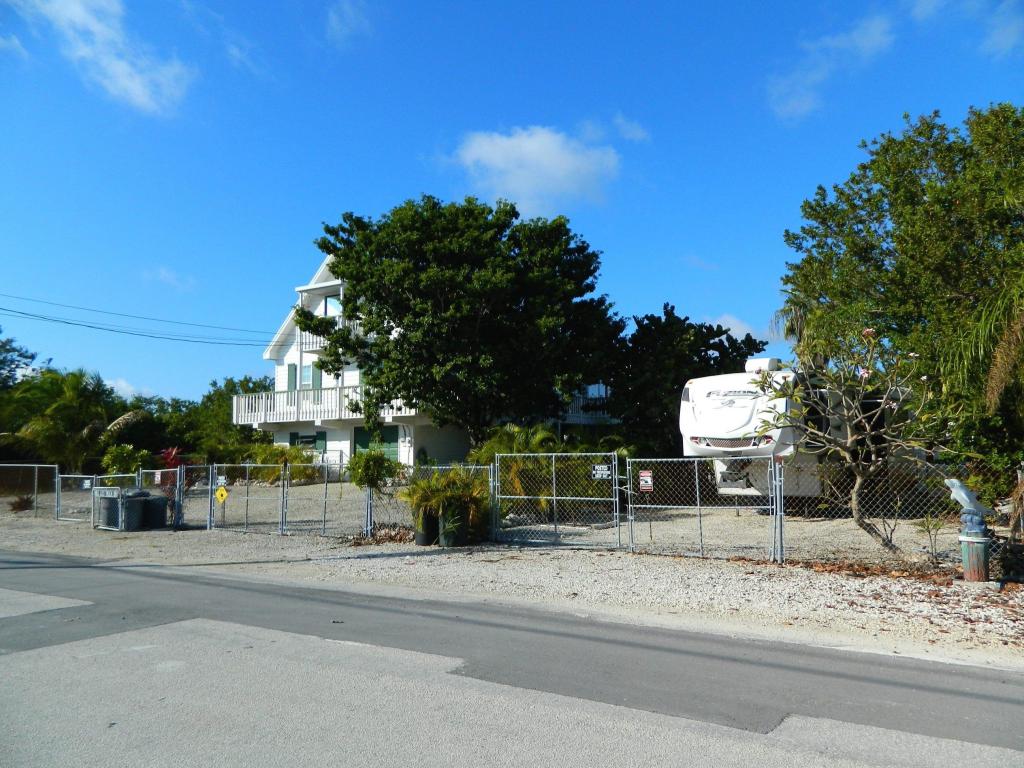29157 Mango Ln, Big Pine Key, FL 33043 photo 5