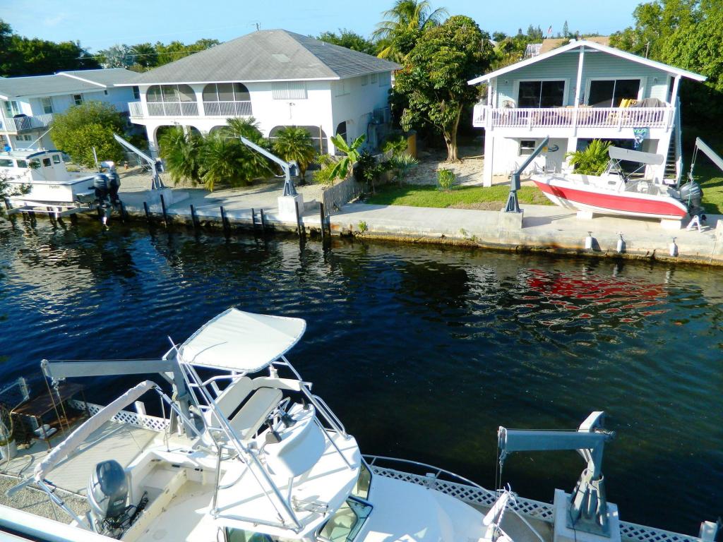 29157 Mango Ln, Big Pine Key, FL 33043 photo 21